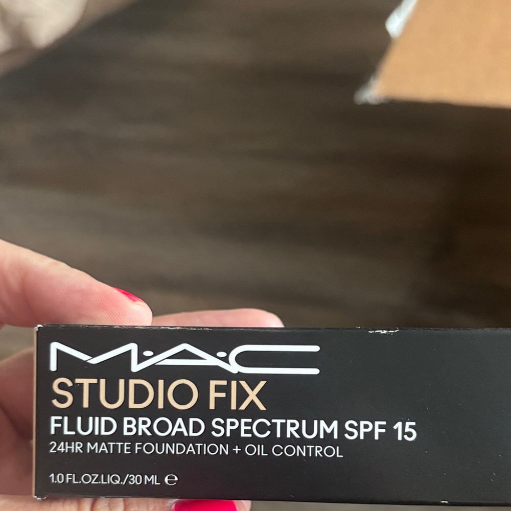 MAC Cosmetics Studio Fix Foundation - Broad Spectrum SPF 15